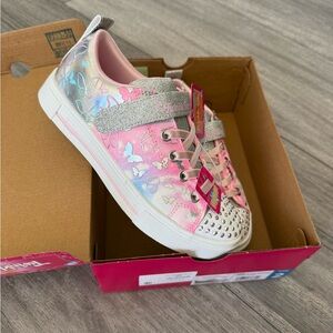 NWT Skechers Kids' Pink and Silver Butterfly Sneakers